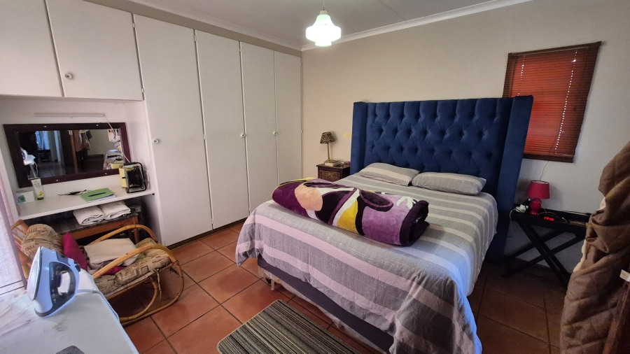 3 Bedroom Property for Sale in Naudeville Free State